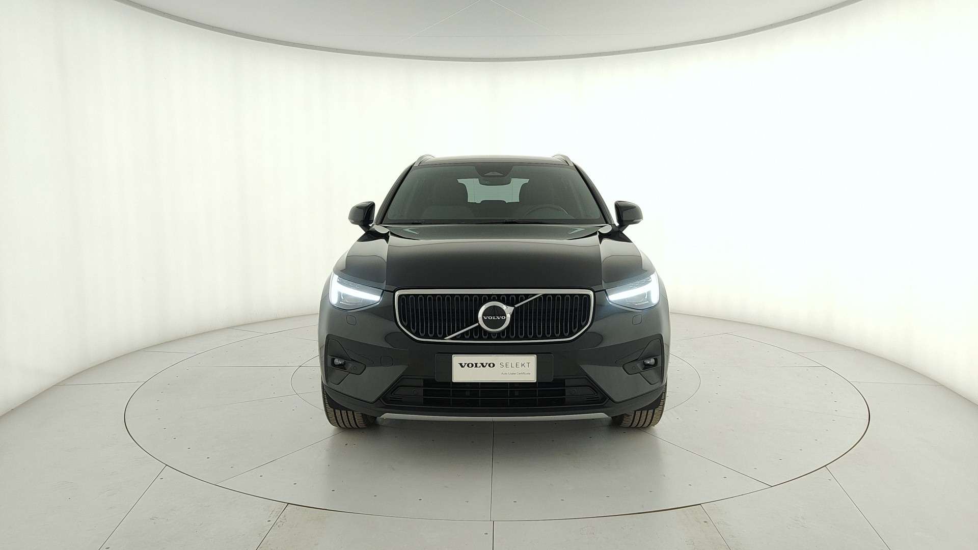 Volvo XC40 B3 Core - 2025 - Joinsteer - #2