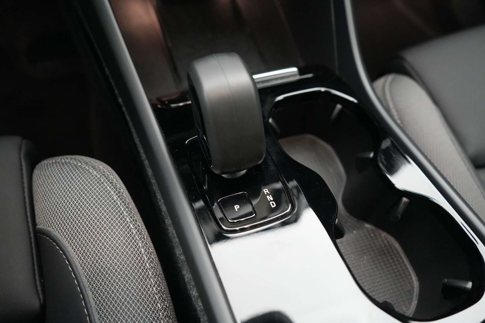 Volvo C40 Recharge PLUS - 2023 - Joinsteer - #9