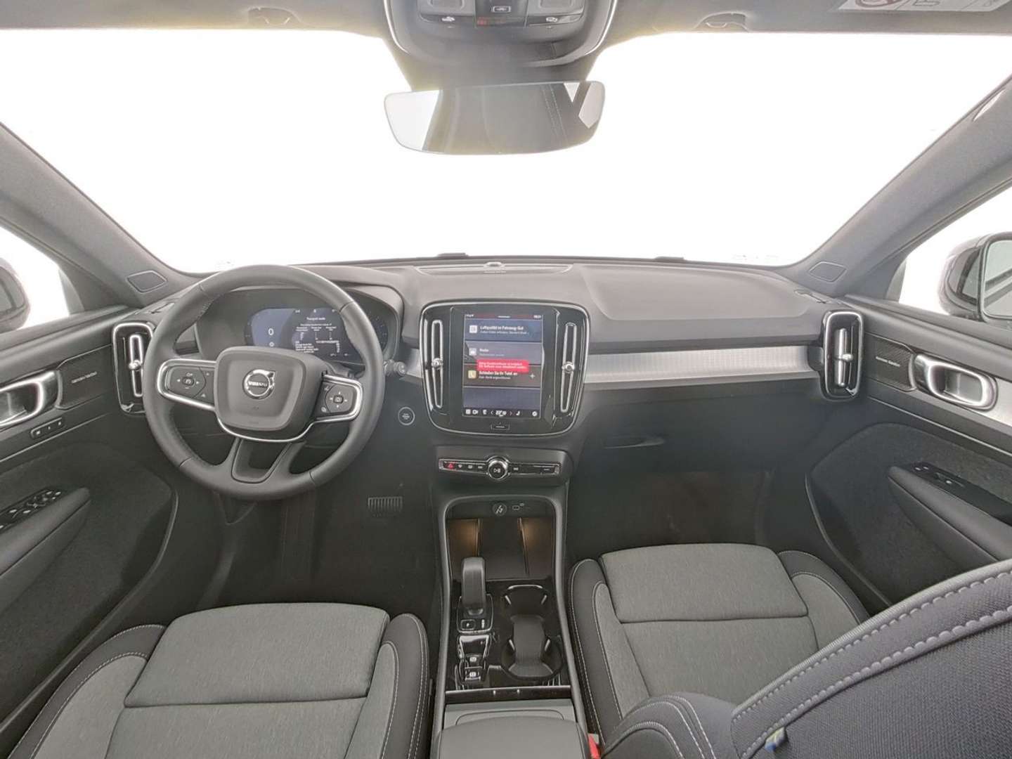 Volvo XC40 B3 Black Edition - 2025 - Joinsteer - #4