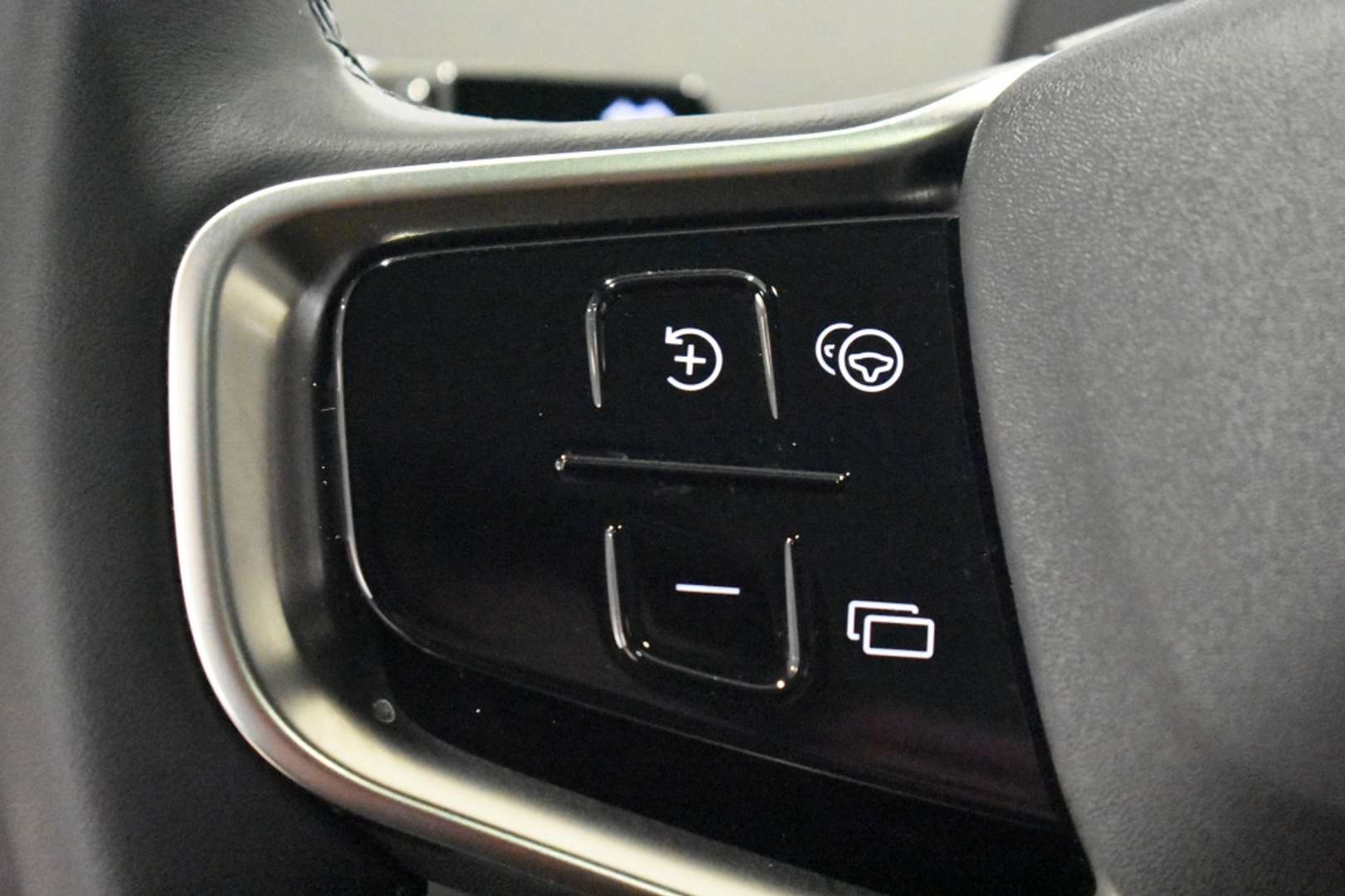 Volvo EX30 Twin Motor - 2025 - Joinsteer - #14