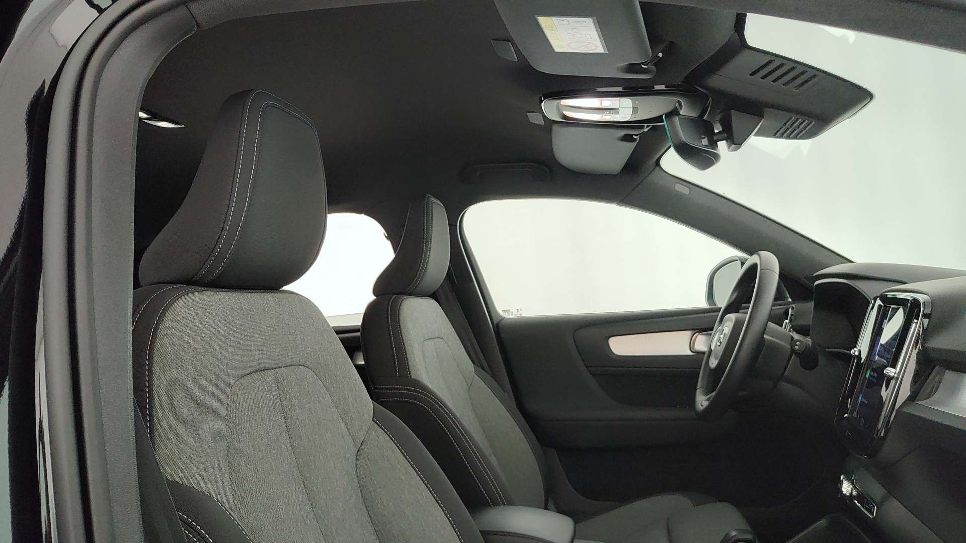 Volvo XC40 B3 Core - 2025 - Joinsteer - #10