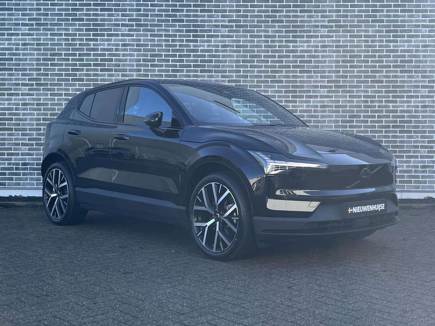 Volvo EX30 Single Motor Ultra Black Ed - 2026 - Joinsteer - #5