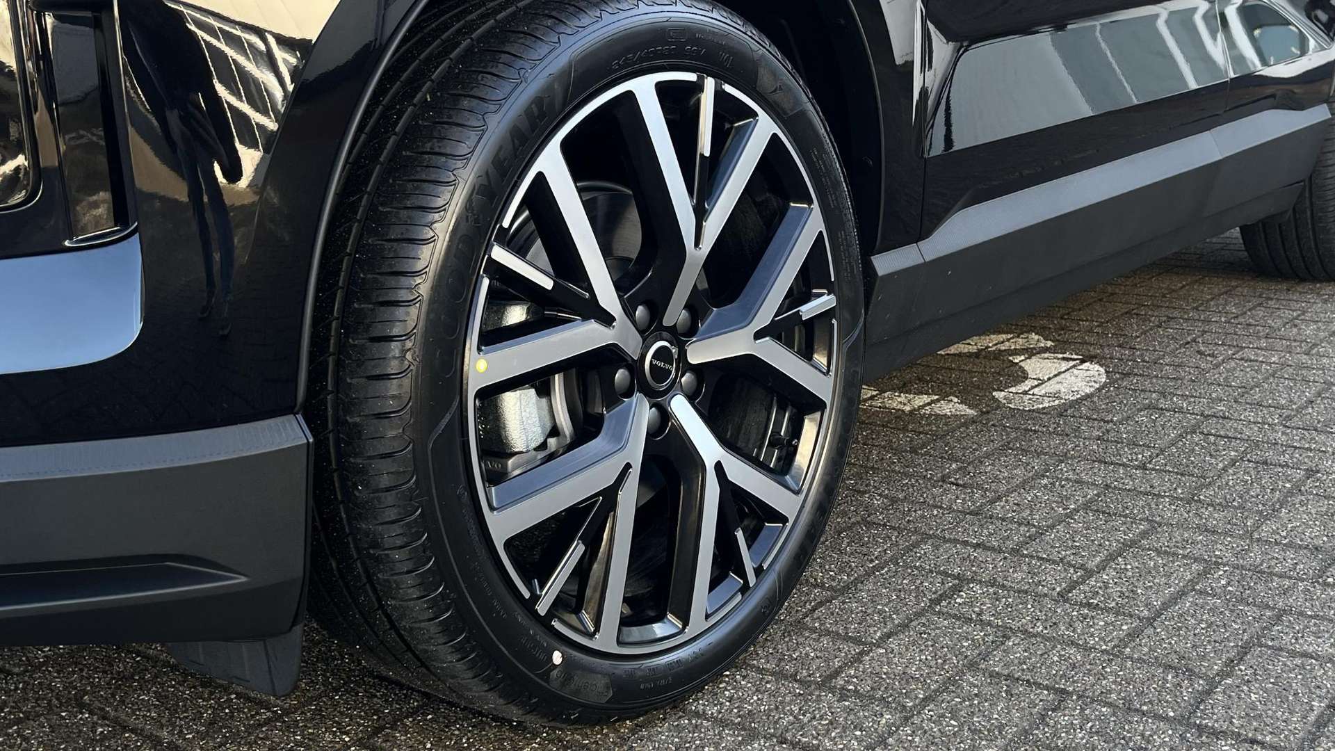 Volvo EX30 Single Motor Ultra Black Ed - 2026 - Joinsteer - #6