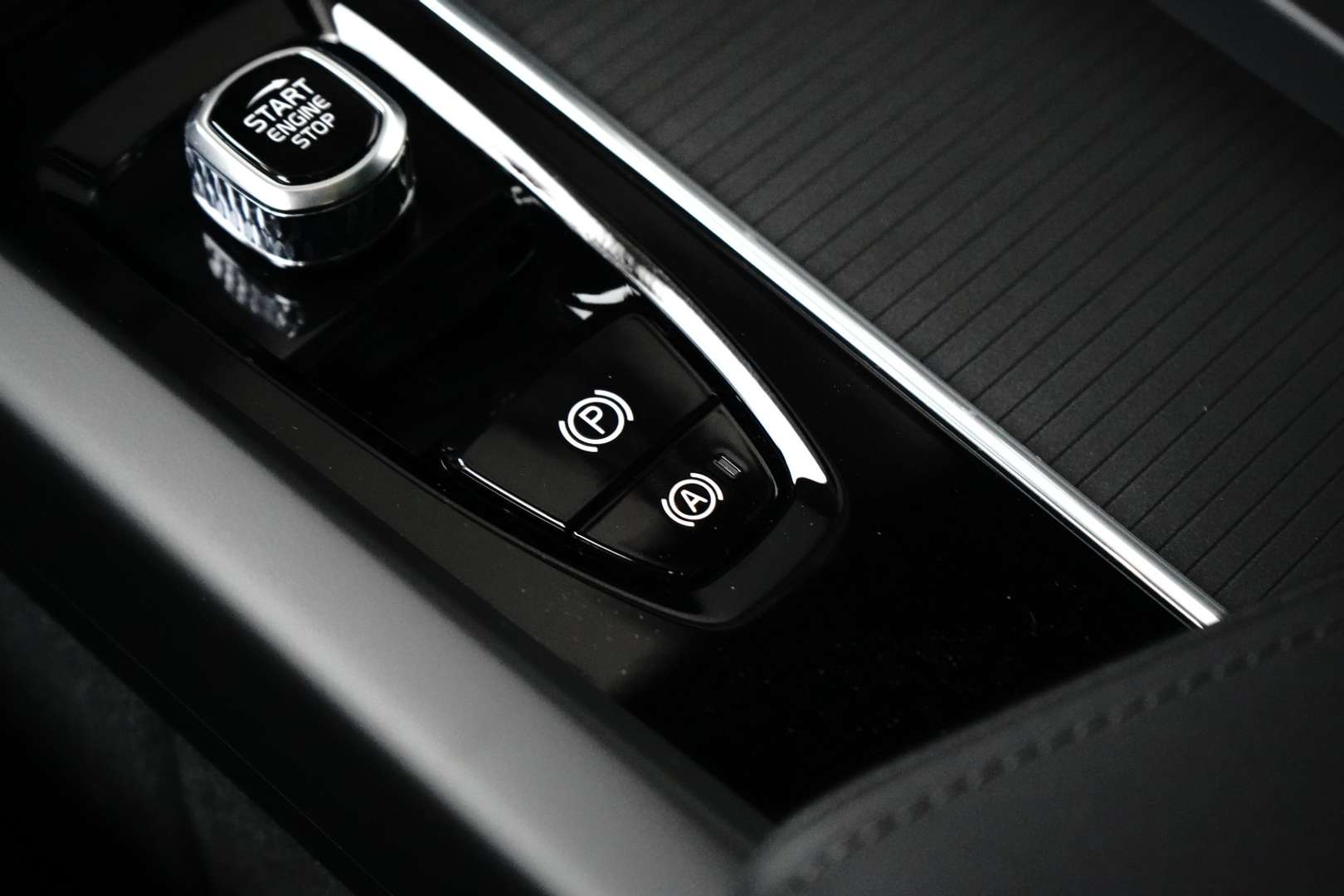 Volvo XC60 T6 Recharge Plus - 2026 - Joinsteer - #24