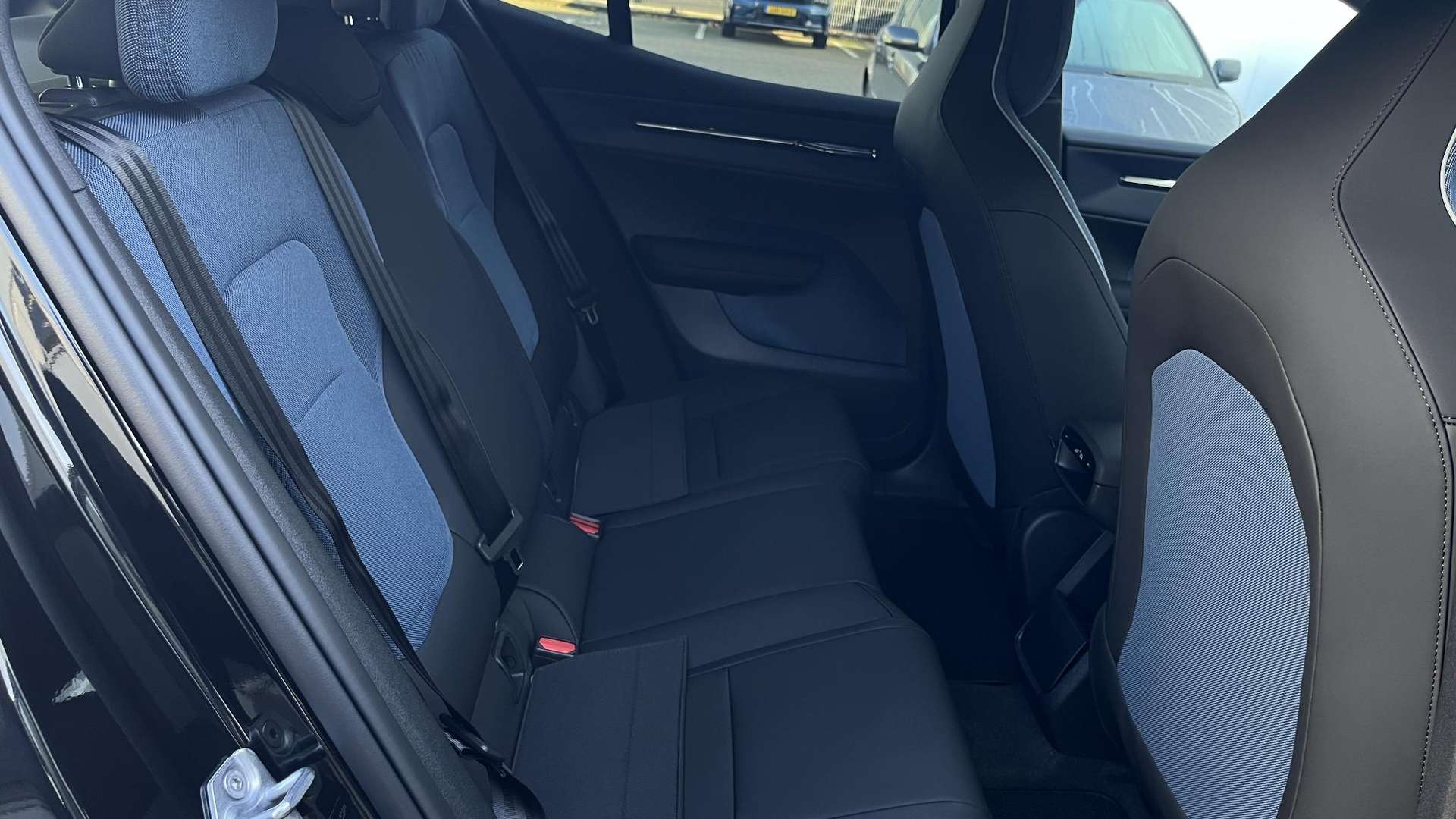 Volvo EX30 Single Motor Ultra Black Ed - 2026 - Joinsteer - #12