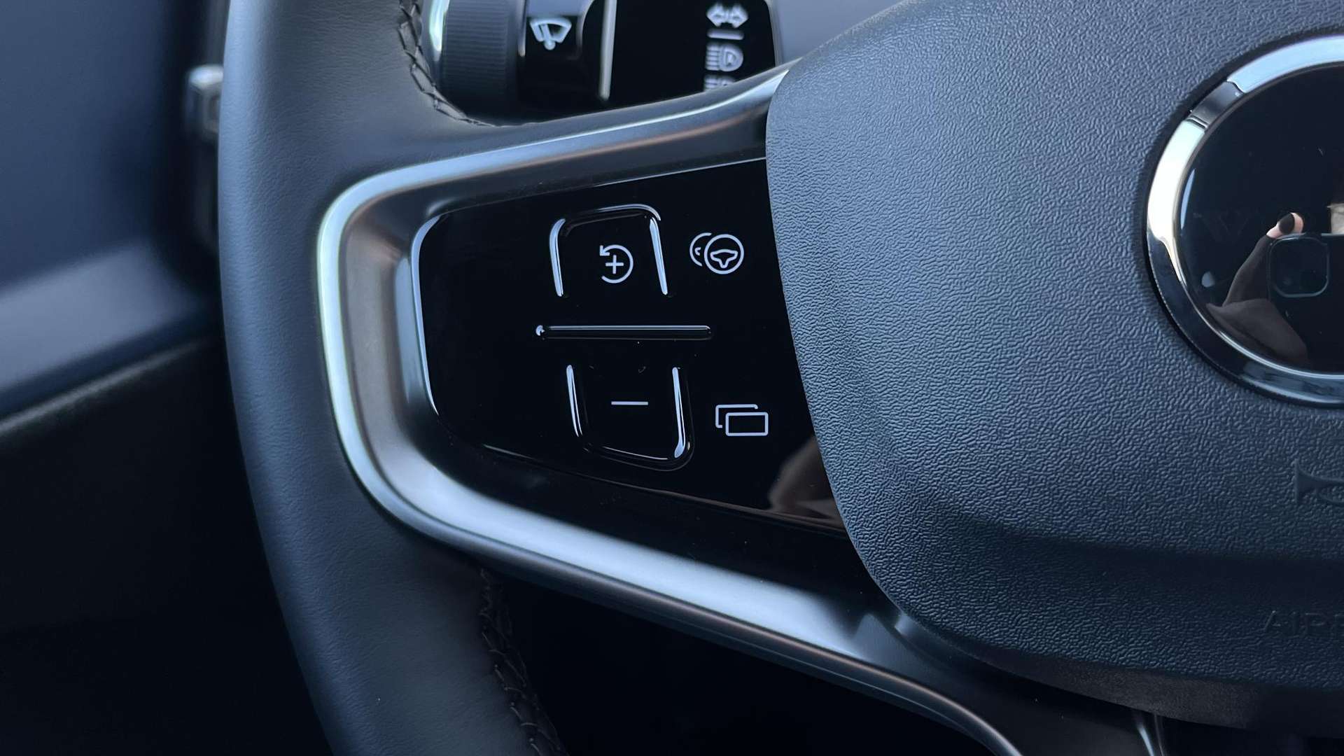 Volvo EX30 Single Motor Ultra Black Ed - 2026 - Joinsteer - #14