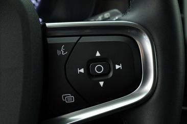Volvo XC40 T5 Recharge Ultimate — photo 11