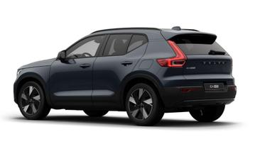 Volvo EX40 Core — photo 2