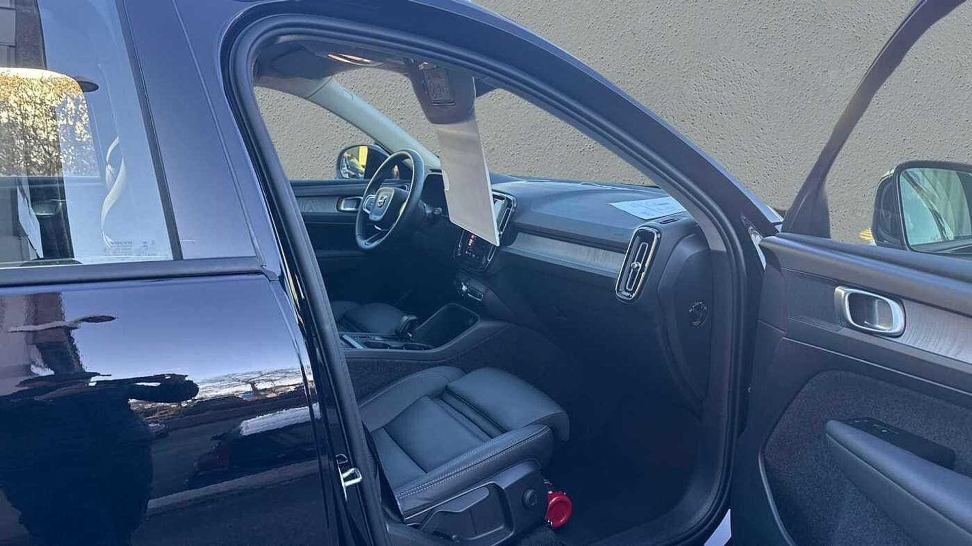 Volvo XC40 B3 Core - 2025 - Joinsteer - #5