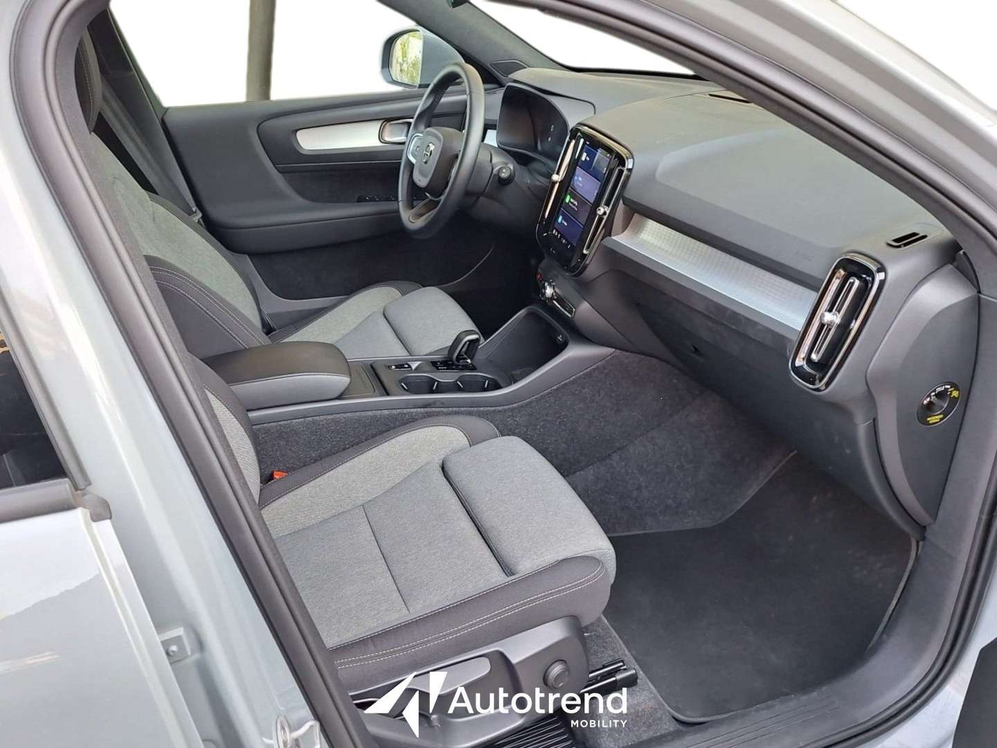 Volvo XC40 B3 Core - 2025 - Joinsteer - #6