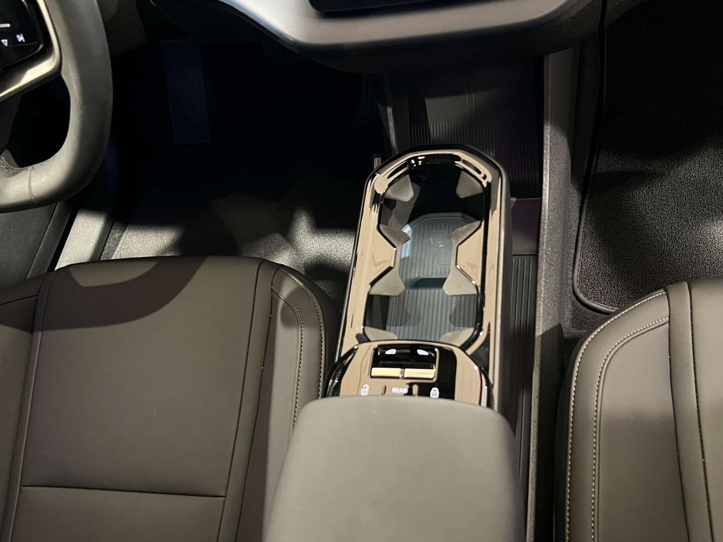 Volvo EX30 Single Motor Plus - 2025 - Joinsteer - #10