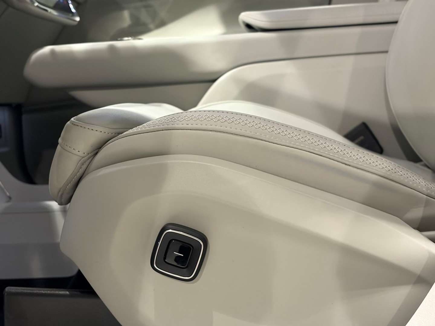 Volvo EX90 Ultra Twin Motor - 2024 - Joinsteer - #6