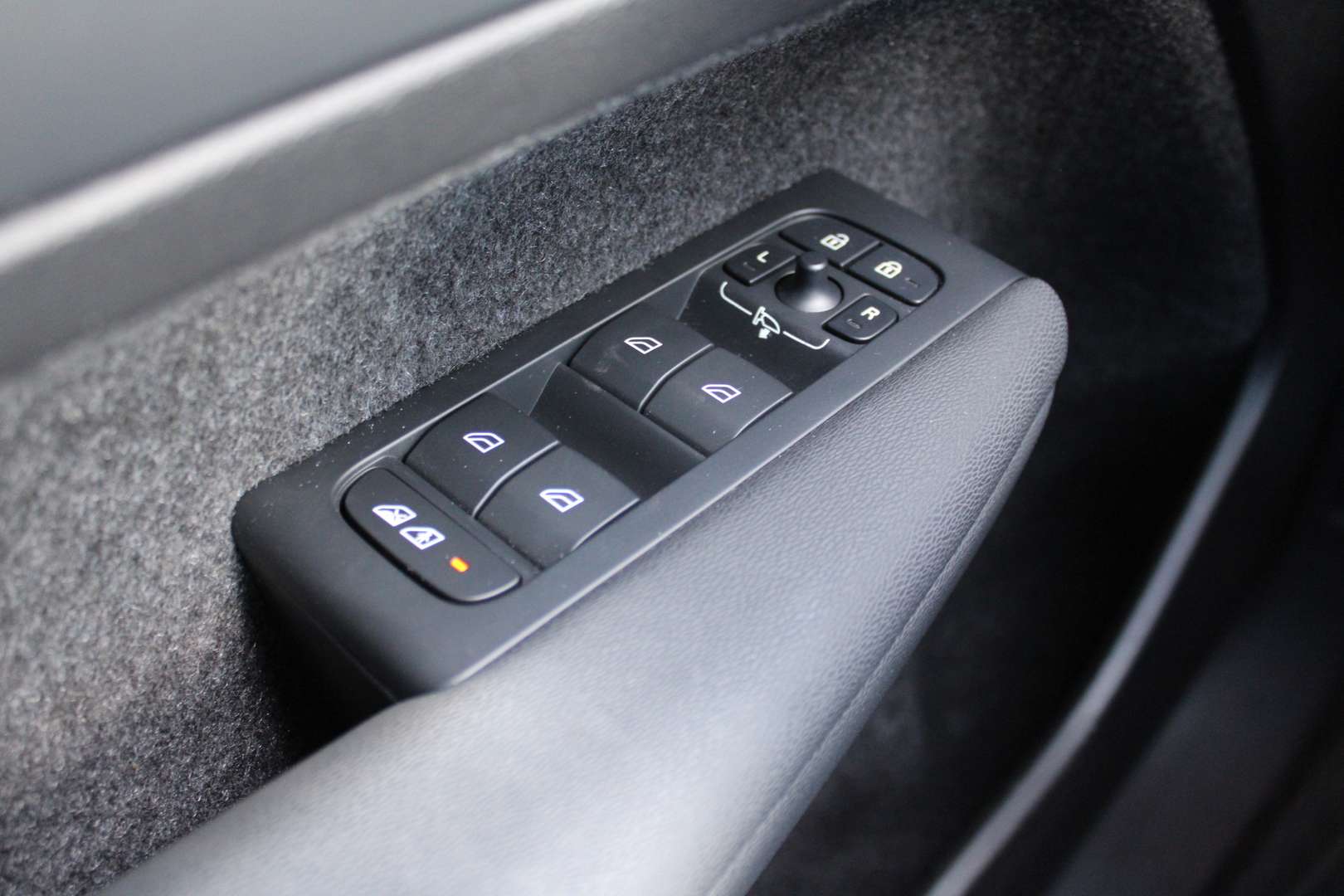 Volvo C40 Recharge PLUS - 2023 - Joinsteer - #17