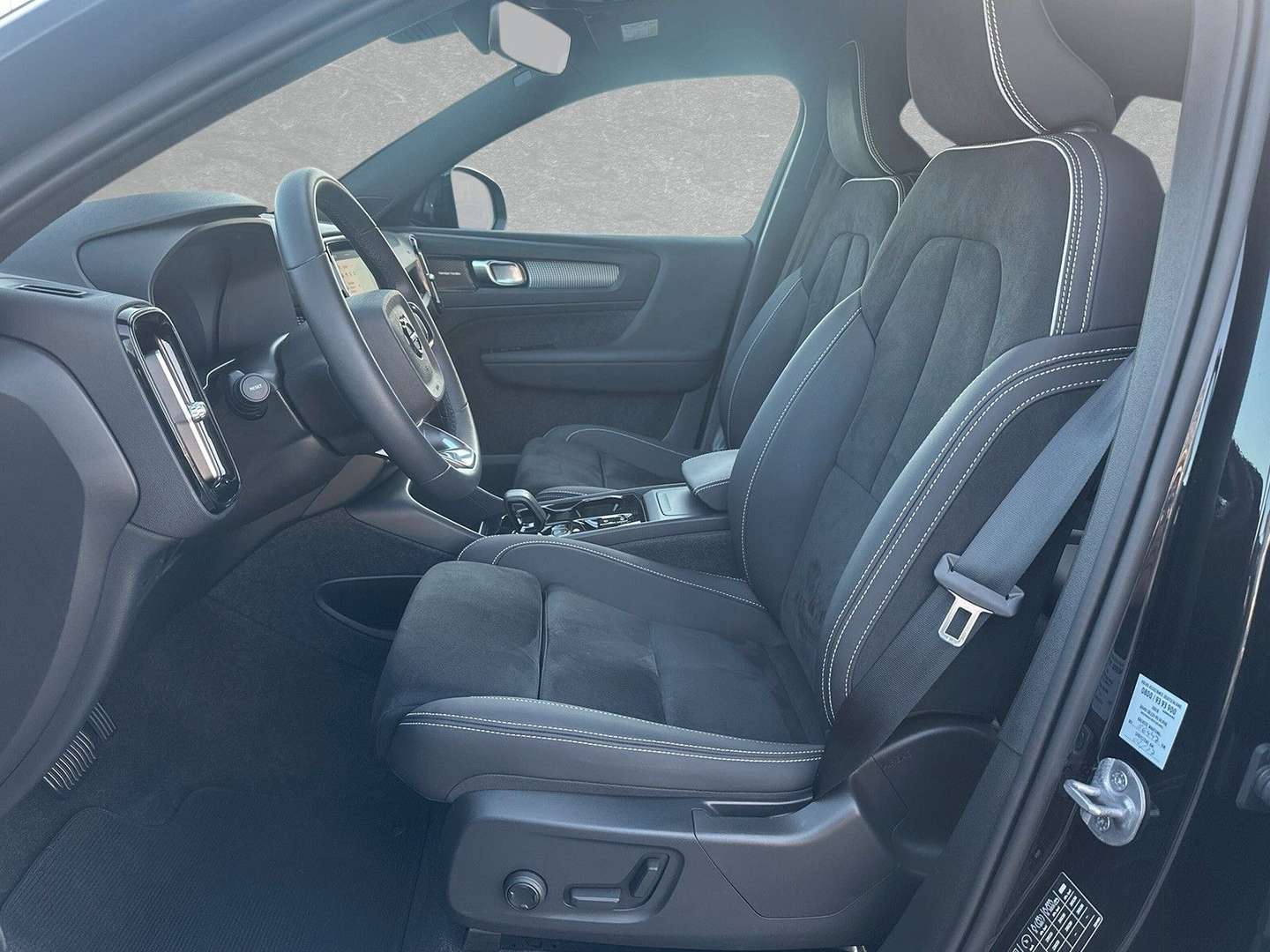 Volvo XC40 B4 Plus - 2023 - Joinsteer - #2