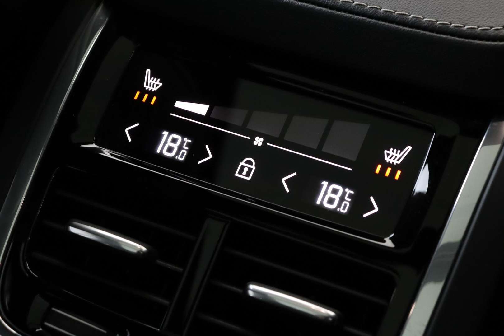 Volvo XC90 T8 Recharge Ultimate - 2022 - Joinsteer - #15