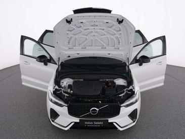 Volvo XC60 B5 Plus — photo 10