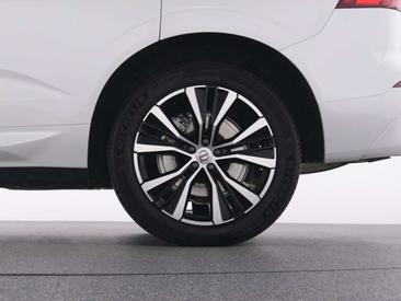 Volvo XC60 B5 Plus — photo 18