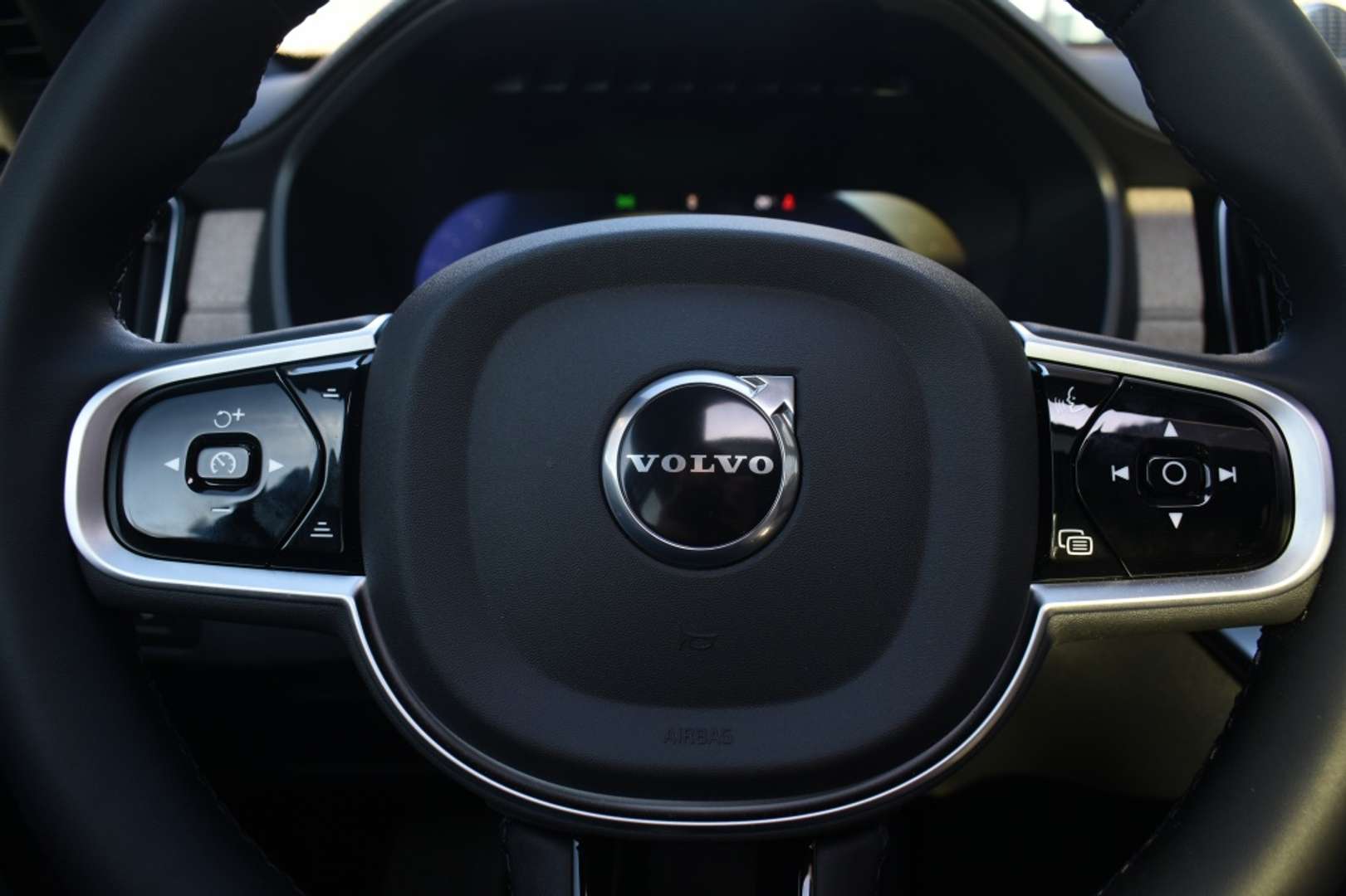 Volvo XC90 T8 - 2025 - Joinsteer - #45