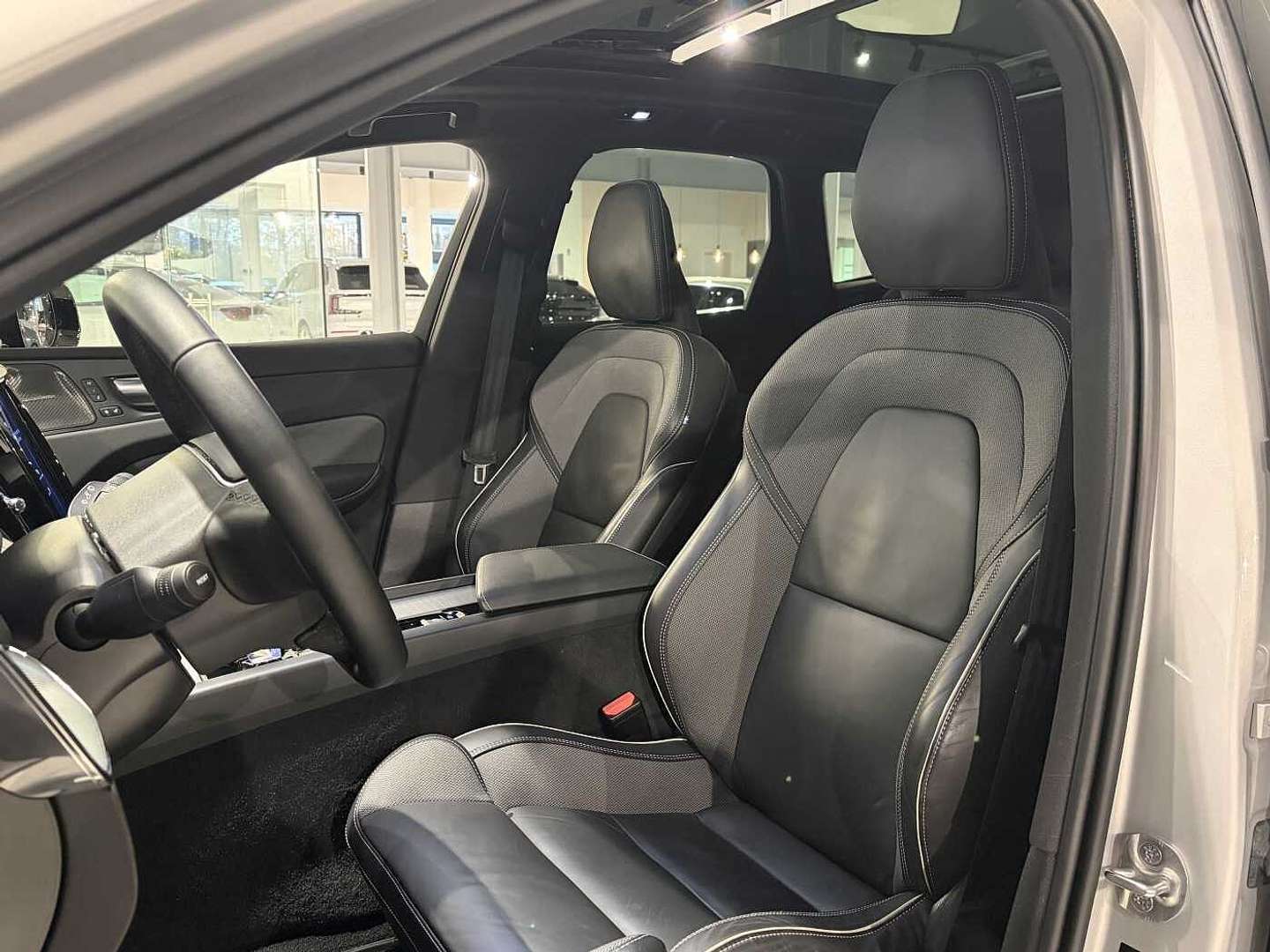 Volvo XC60 T6 Recharge Plus - 2025 - Joinsteer - #4