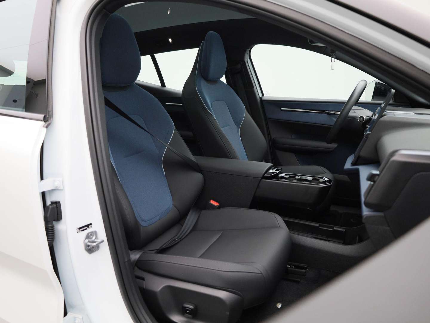 Volvo EX30 Single Motor - 2024 - Joinsteer - #29