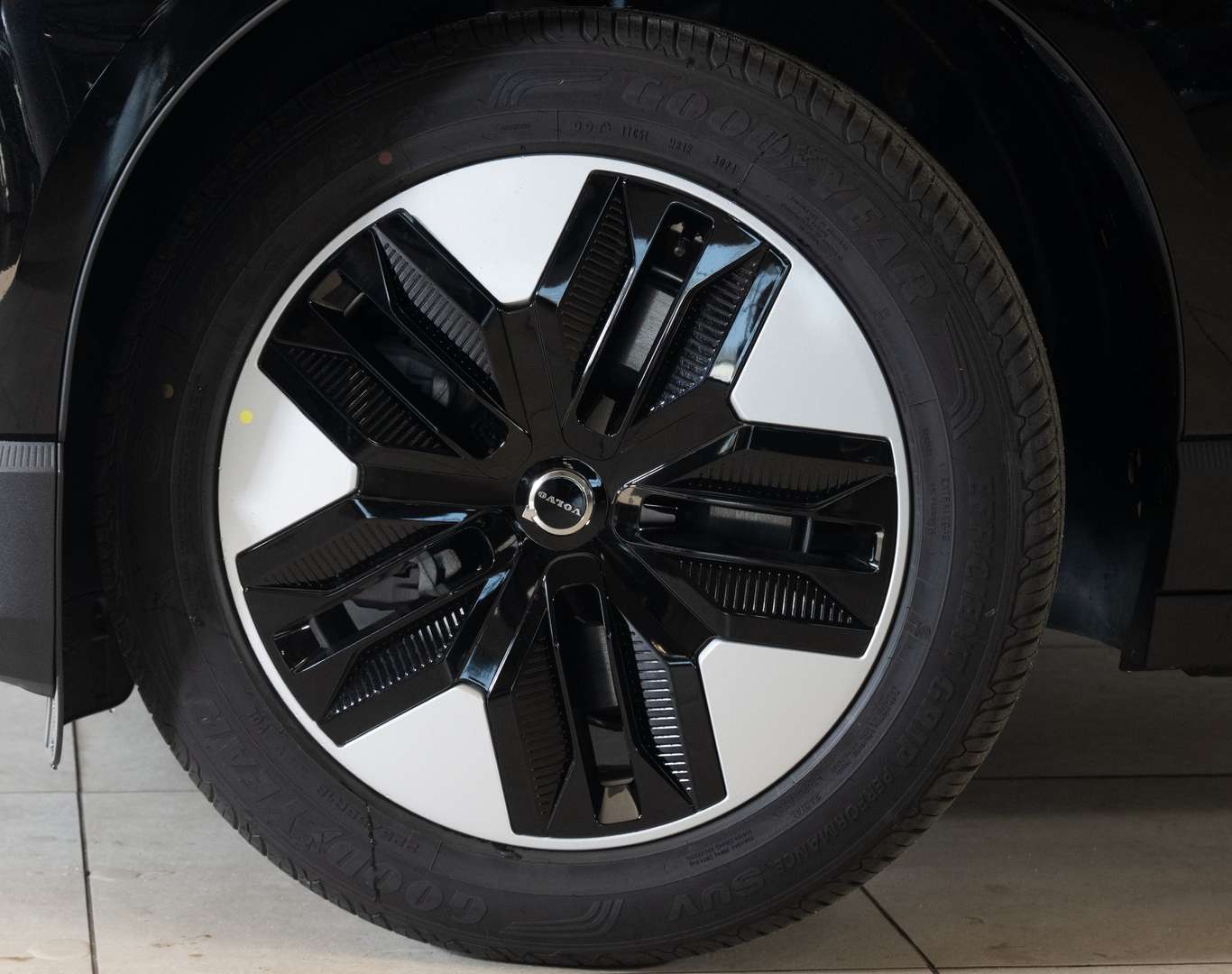 Volvo EX30 Recharge Plus - 2025 - Joinsteer - #9