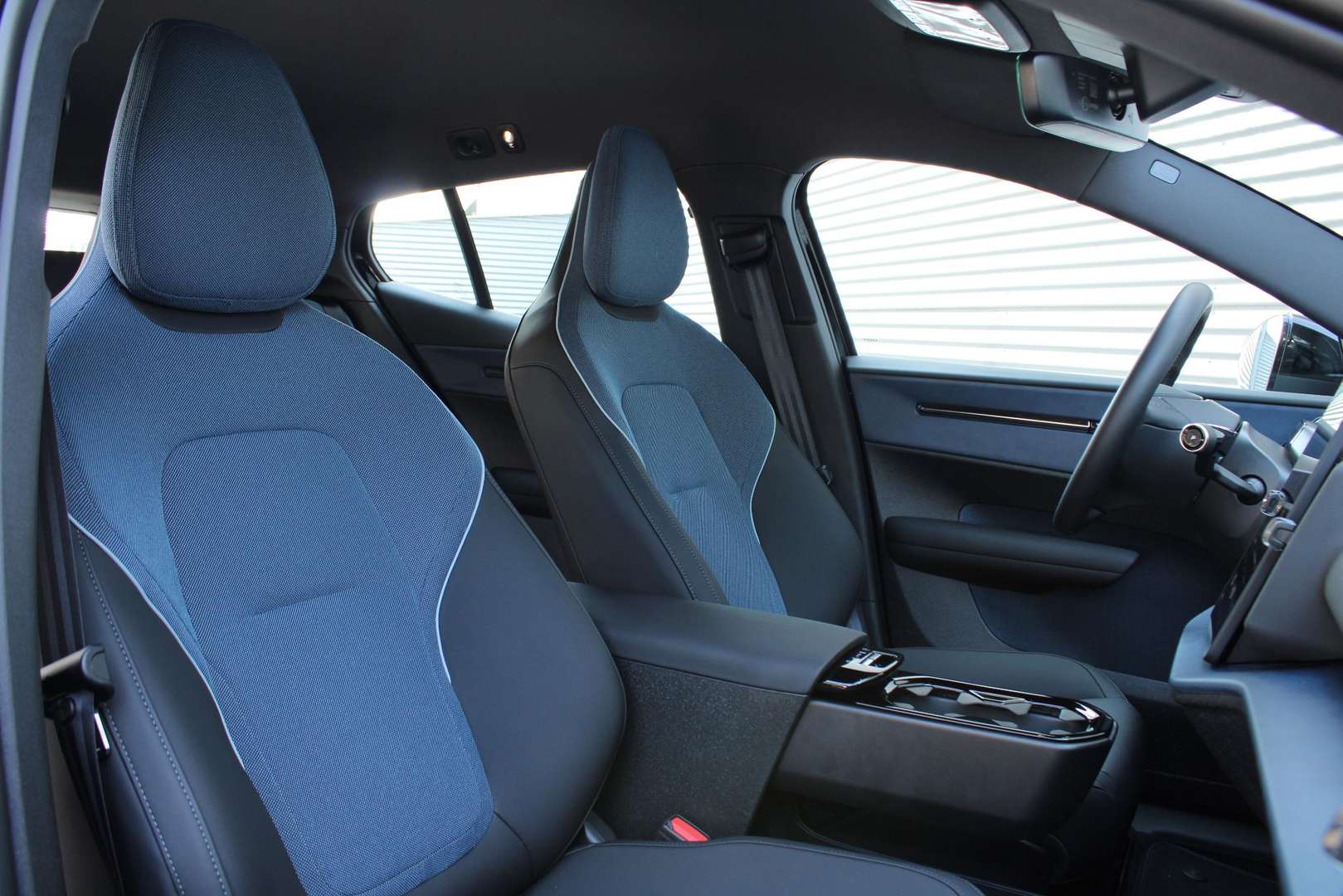 Volvo EX30 Single Motor Plus - 2025 - Joinsteer - #2