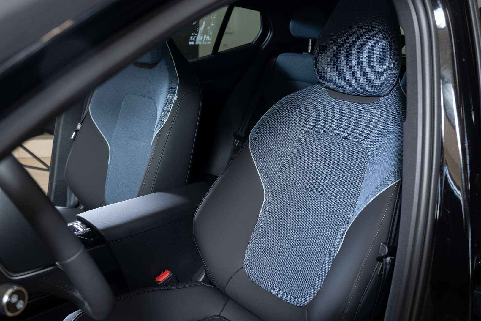 Volvo EX30 Recharge Plus - 2025 - Joinsteer - #15