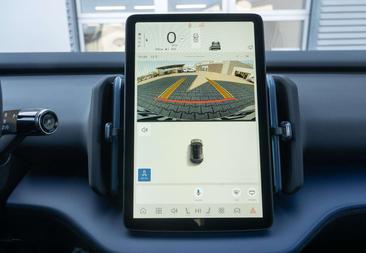 Volvo EX30 Recharge Plus — photo 18