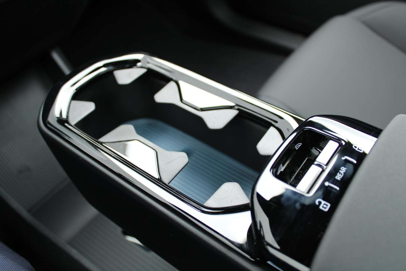 Volvo EX30 Single Motor Plus - 2025 - Joinsteer - #16