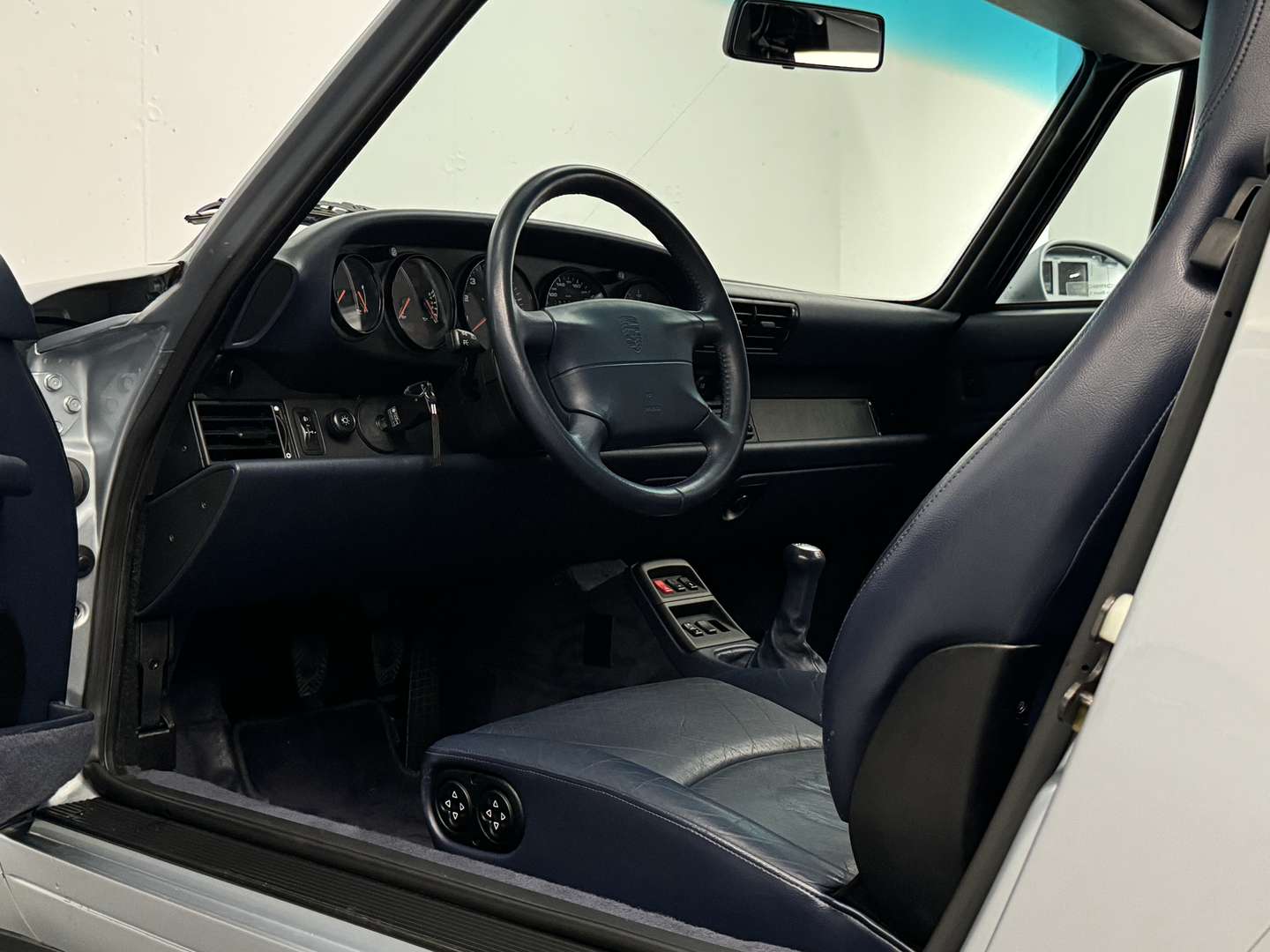 Porsche 993 CARRERA 4 - 1996 - Joinsteer - #5