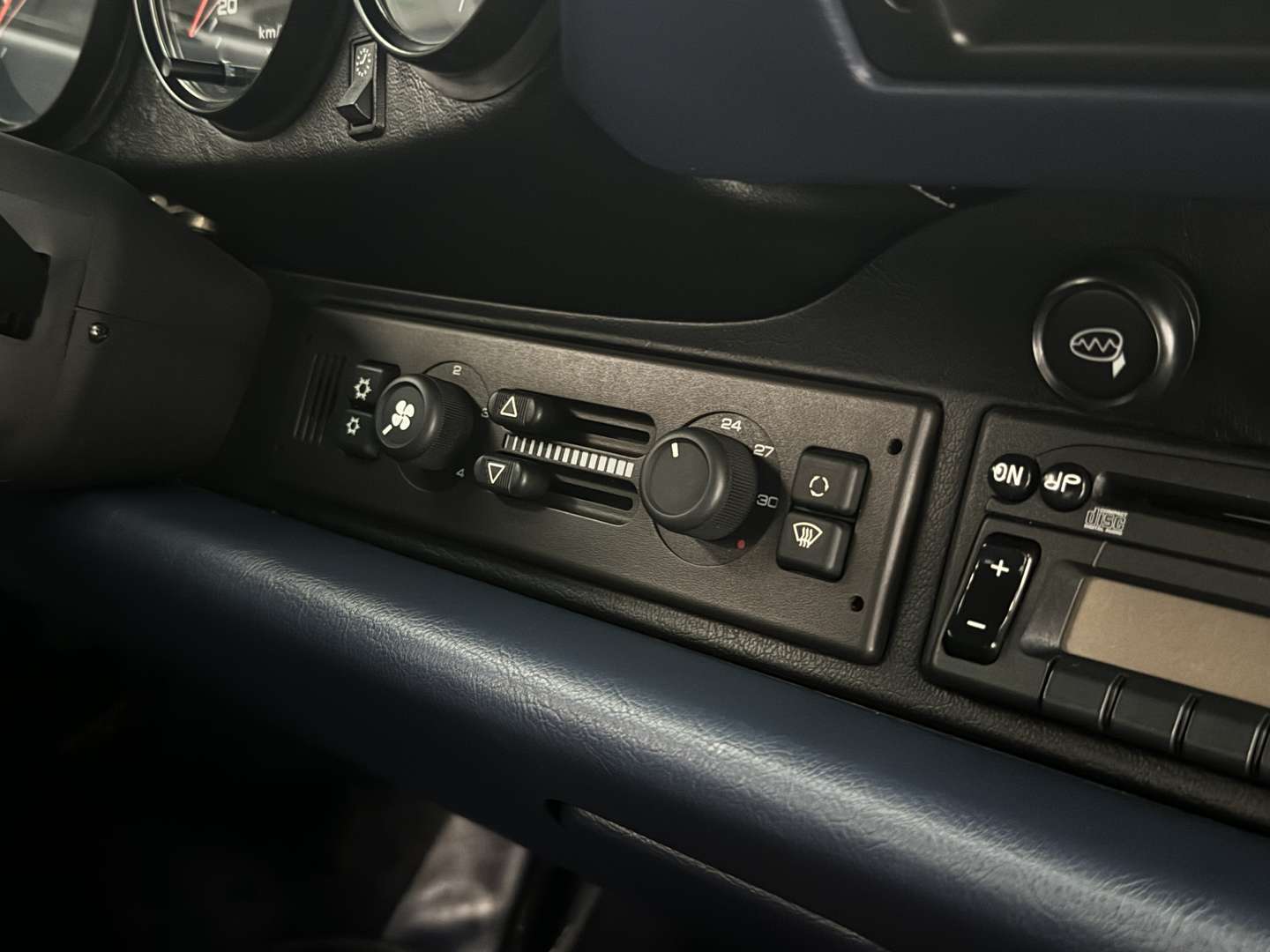 Porsche 993 CARRERA 4 - 1996 - Joinsteer - #11