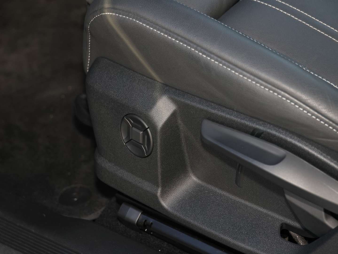 Audi Q4 E-tron Sportback S Line 40 - 2023 - Joinsteer - #9