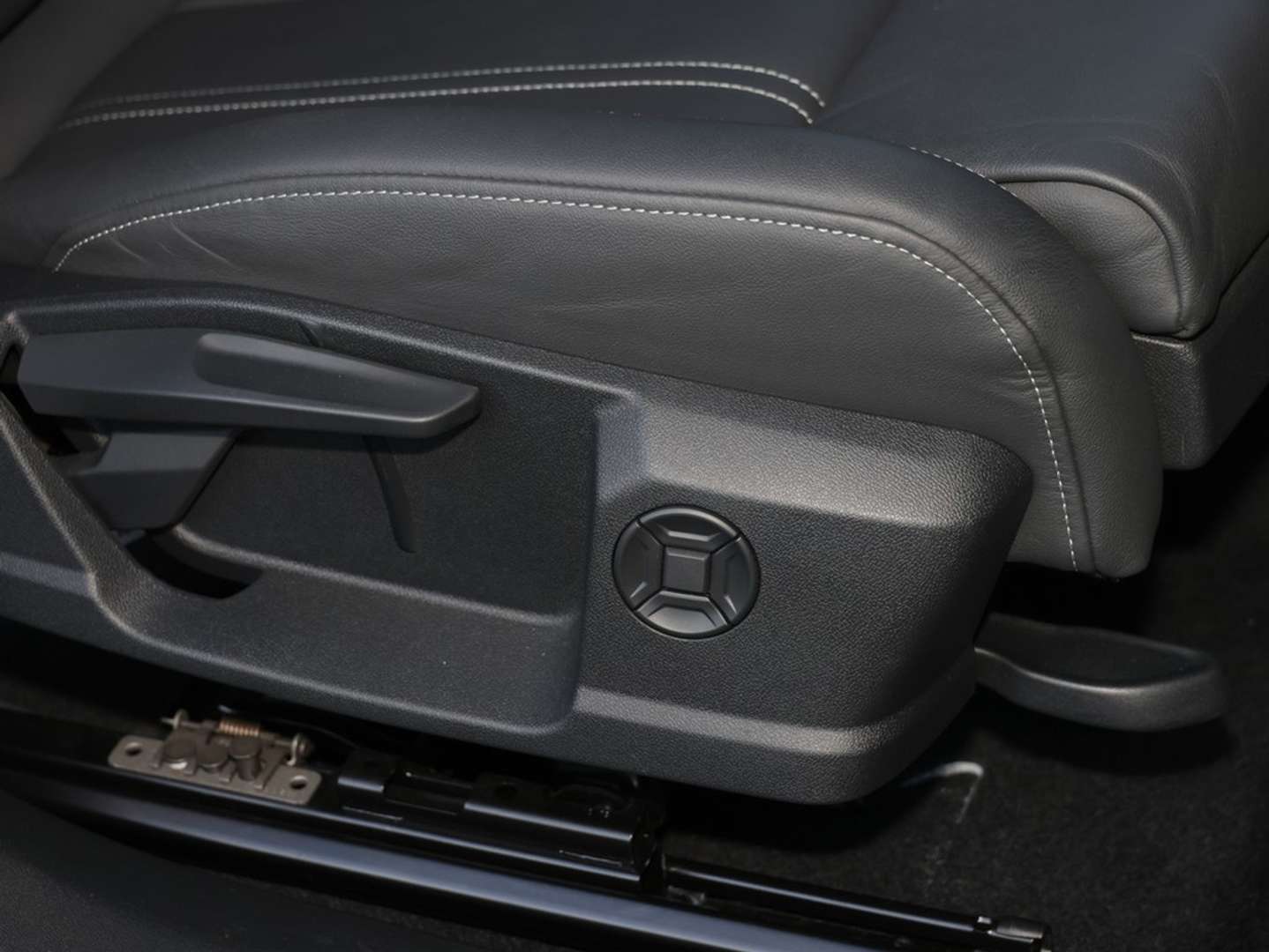 Audi Q4 E-tron Sportback S Line 40 - 2023 - Joinsteer - #10