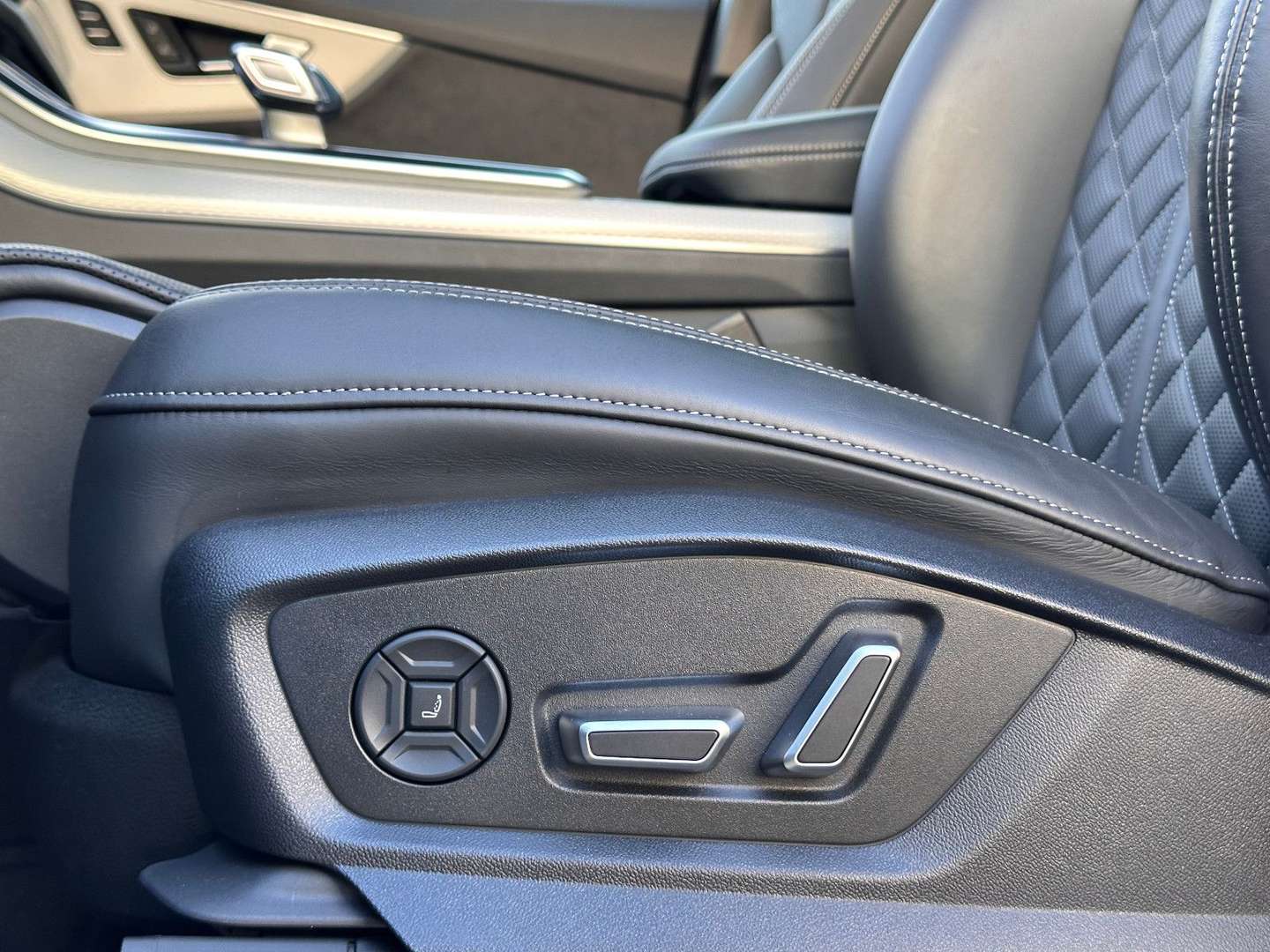 Audi Q7 S Line 50 TDI - 2024 - Joinsteer - #10