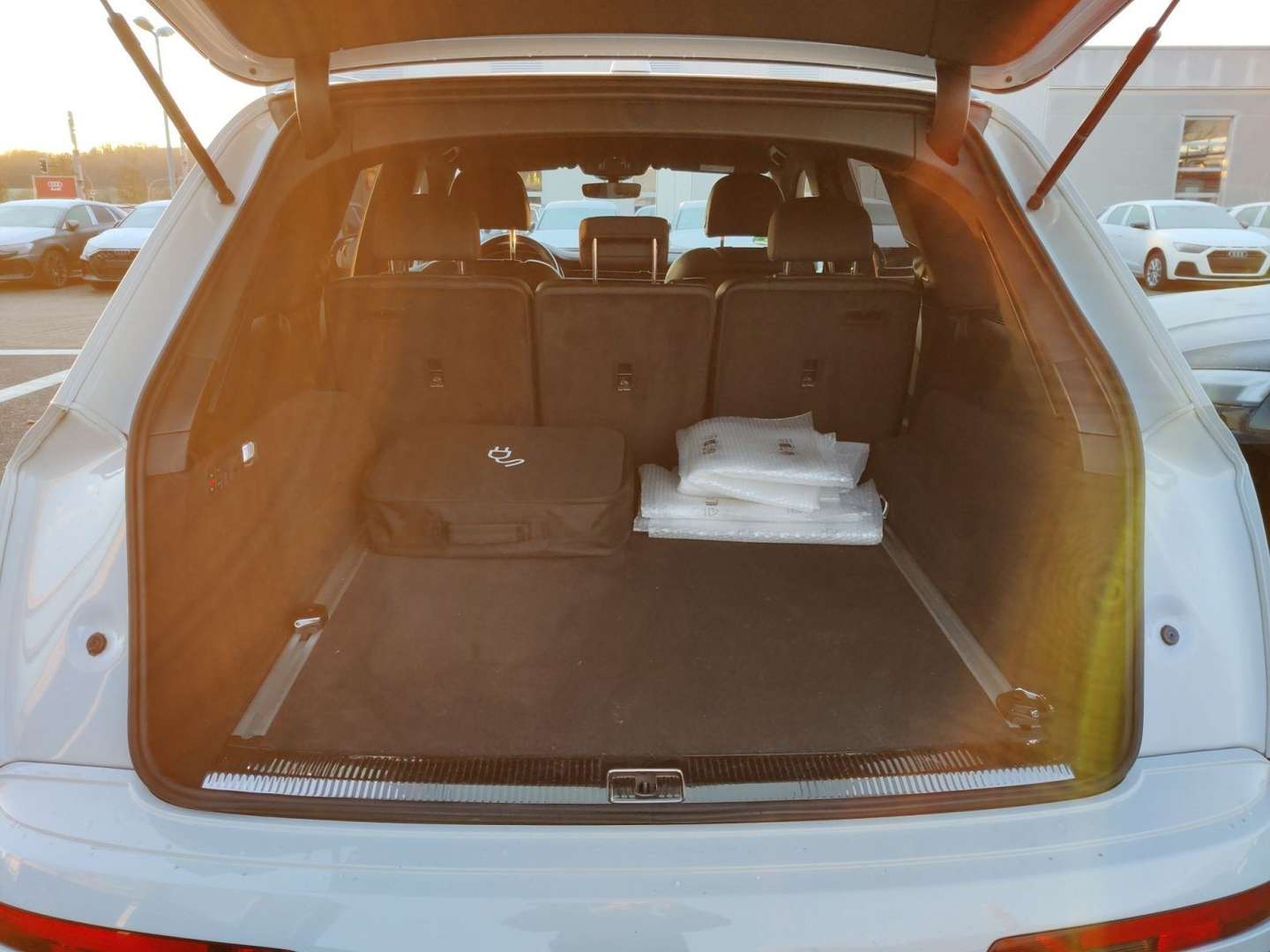 Audi Q7 S Line 55 TFSI E - 2022 - Joinsteer - #10
