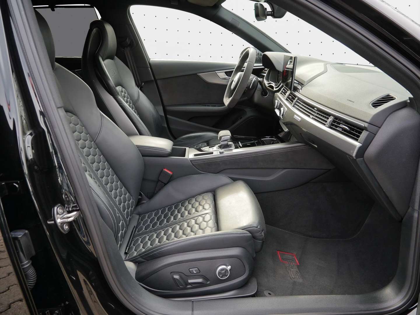 Audi RS4 - 2023 - Joinsteer - #3