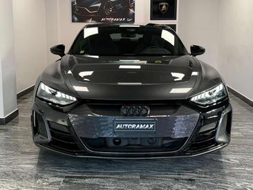 Audi E-tron GT — photo 4
