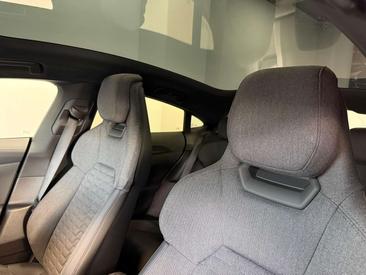Audi E-tron GT — photo 14