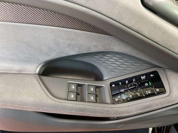 Audi A6 Avant Edition One — photo 18