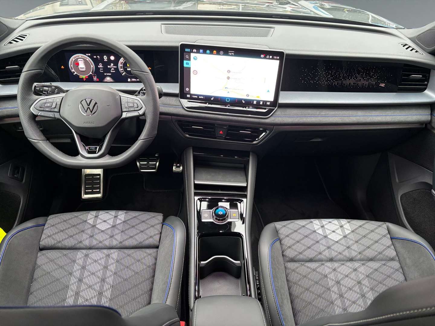 Volkswagen T-CROSS TDI R-Line - 2026 - Joinsteer - #6