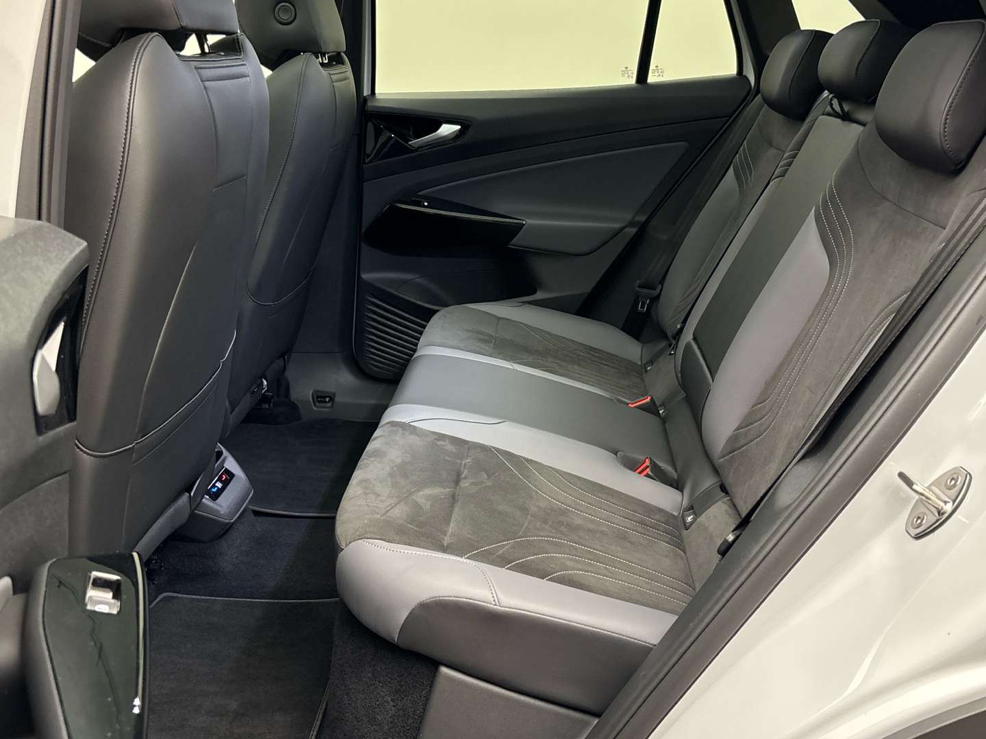 Volkswagen ID.4 Pro Performance - 2023 - Joinsteer - #11