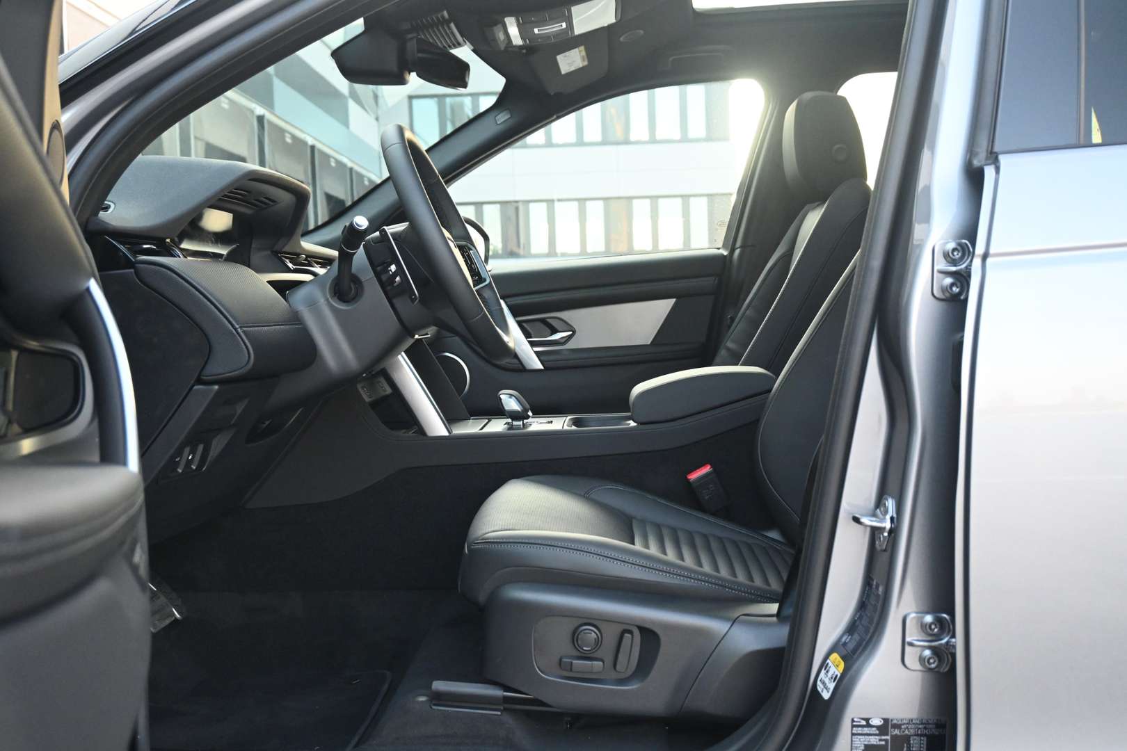 Land Rover Discovery Sport Business Landmark Edition 1.5 P270e PHEV - 2026 - Joinsteer - #3