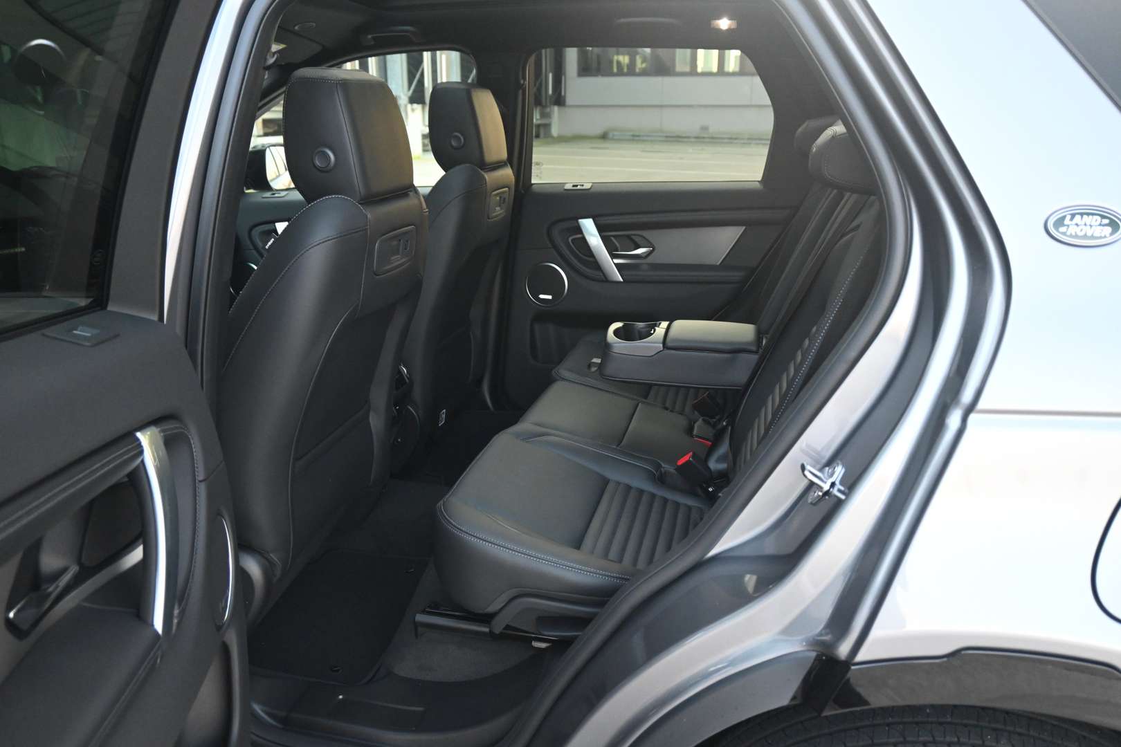 Land Rover Discovery Sport Business Landmark Edition 1.5 P270e PHEV - 2026 - Joinsteer - #6