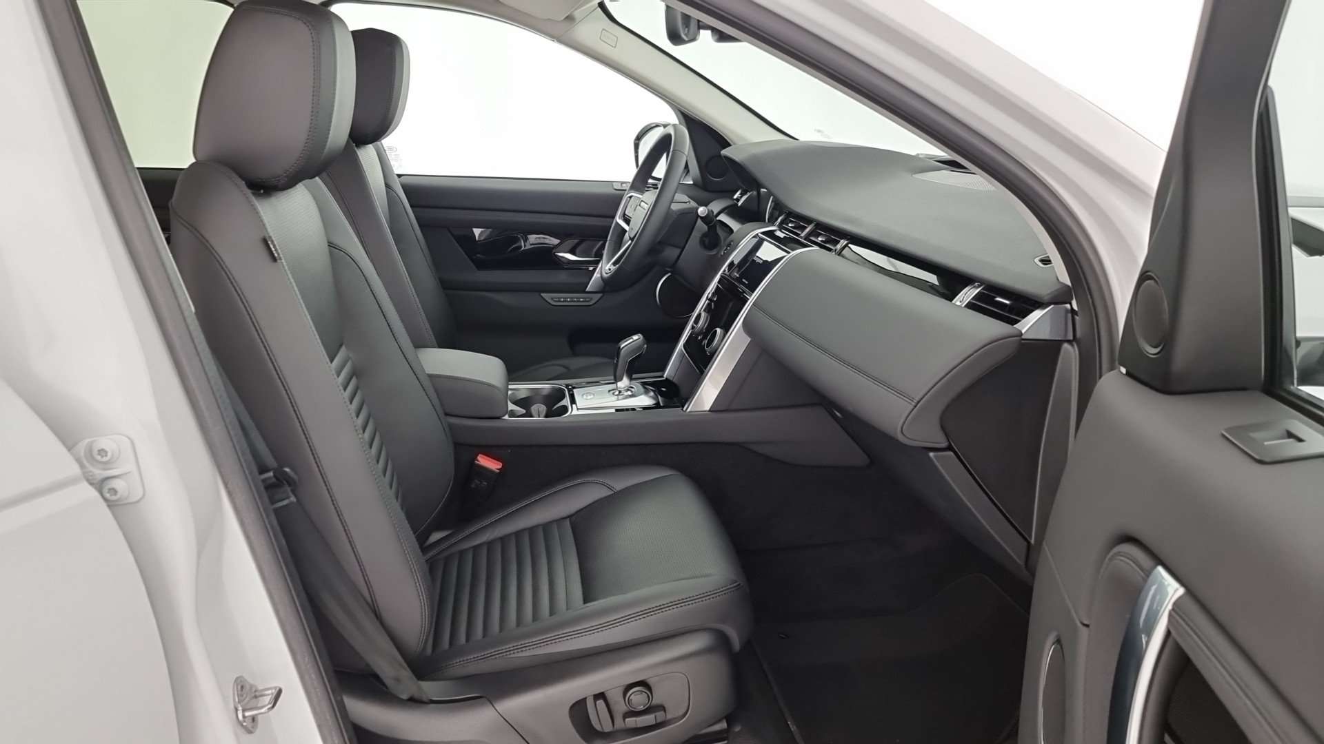 Land Rover Discovery Sport SE 4WD Aut. 2.0 TD4 163cv - 2025 - Joinsteer - #3