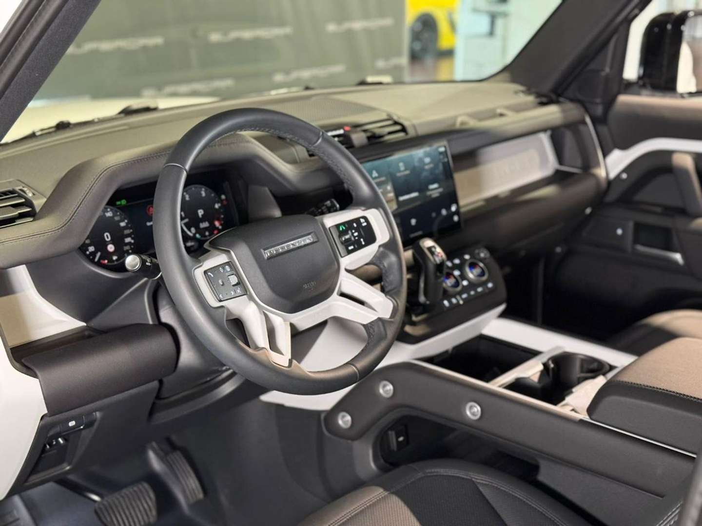 Land Rover Defender 90 S 3.0D I6 200 CV AWD Auto - 2025 - Joinsteer - #12