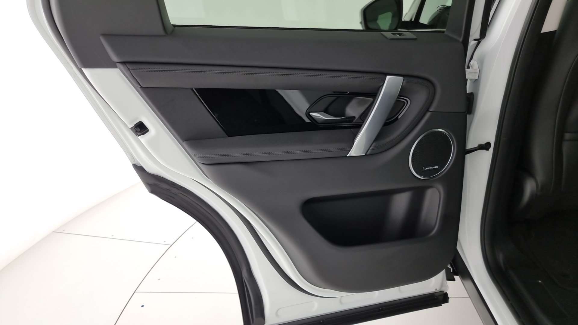 Land Rover Discovery Sport SE 4WD Aut. 2.0 TD4 163cv - 2025 - Joinsteer - #22