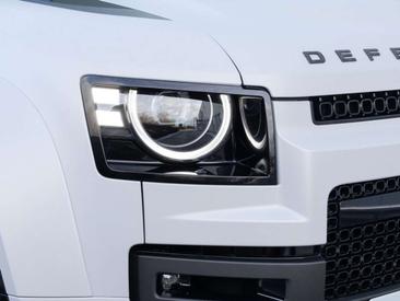 Land Rover Defender 110 P635 OCTA 467 KW — photo 16