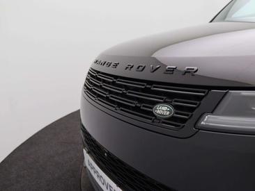 Land Rover Range Rover Sport 3.0 P550e Autobiography PHEV Cold Climate Pack — photo 41