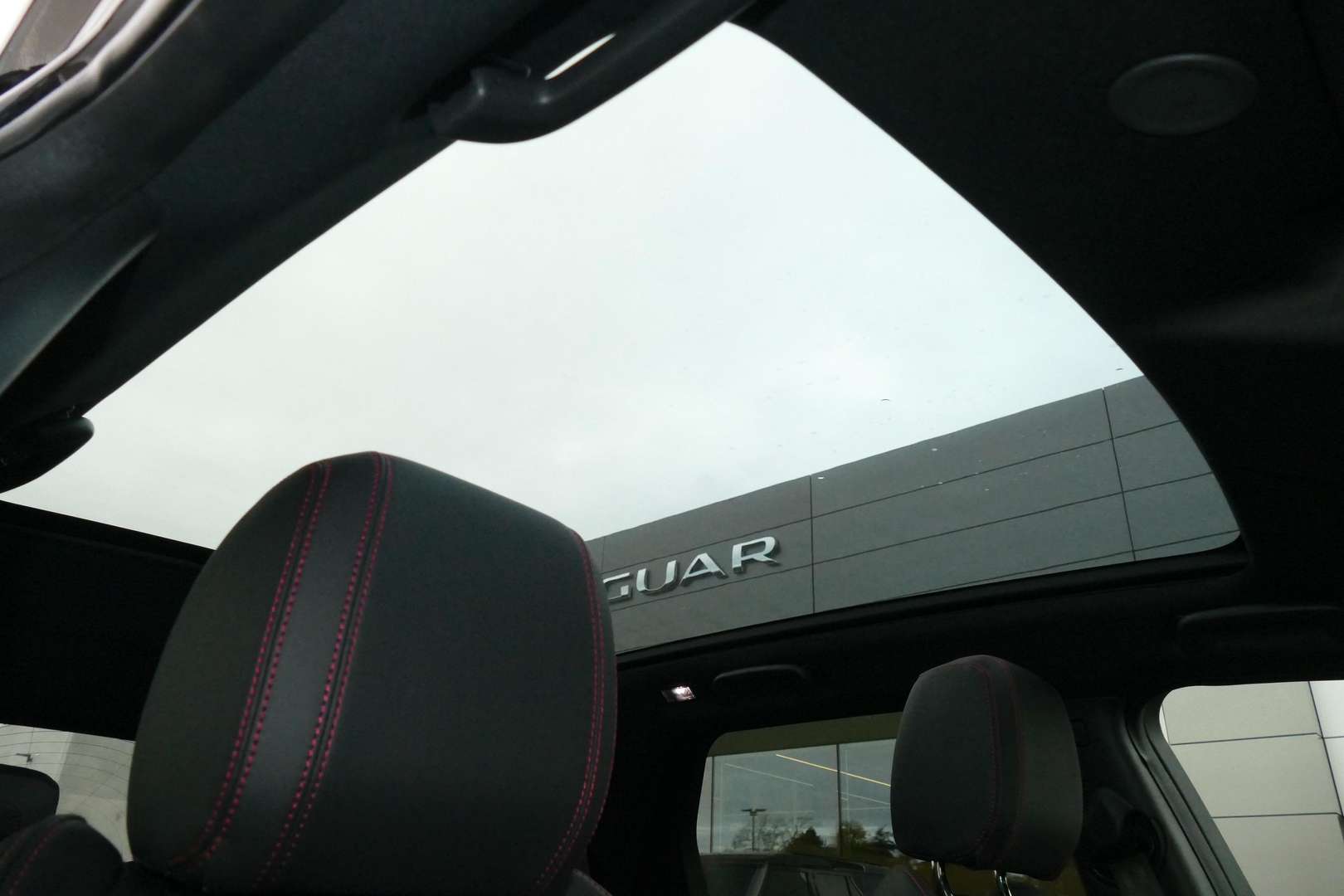 Land Rover Discovery Sport P300e R-DYNAMIC SE AWD AUT - 2024 - Joinsteer - #9