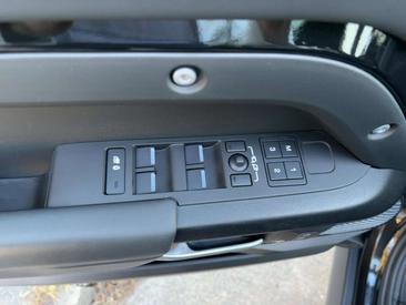 Land Rover Defender 110 360-CAM ACC CAM LED TWA V8 — photo 14